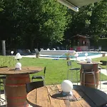 Le Castrum Hotel Villeneuve d'Olmes