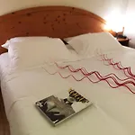 Le Castrum Hotel 4*
