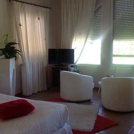 מלון Le Castrum 4*