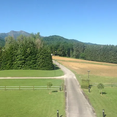 Le Castrum 4* Villeneuve-dʼOlmes