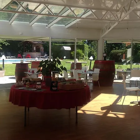 Hotel Le Castrum 4*